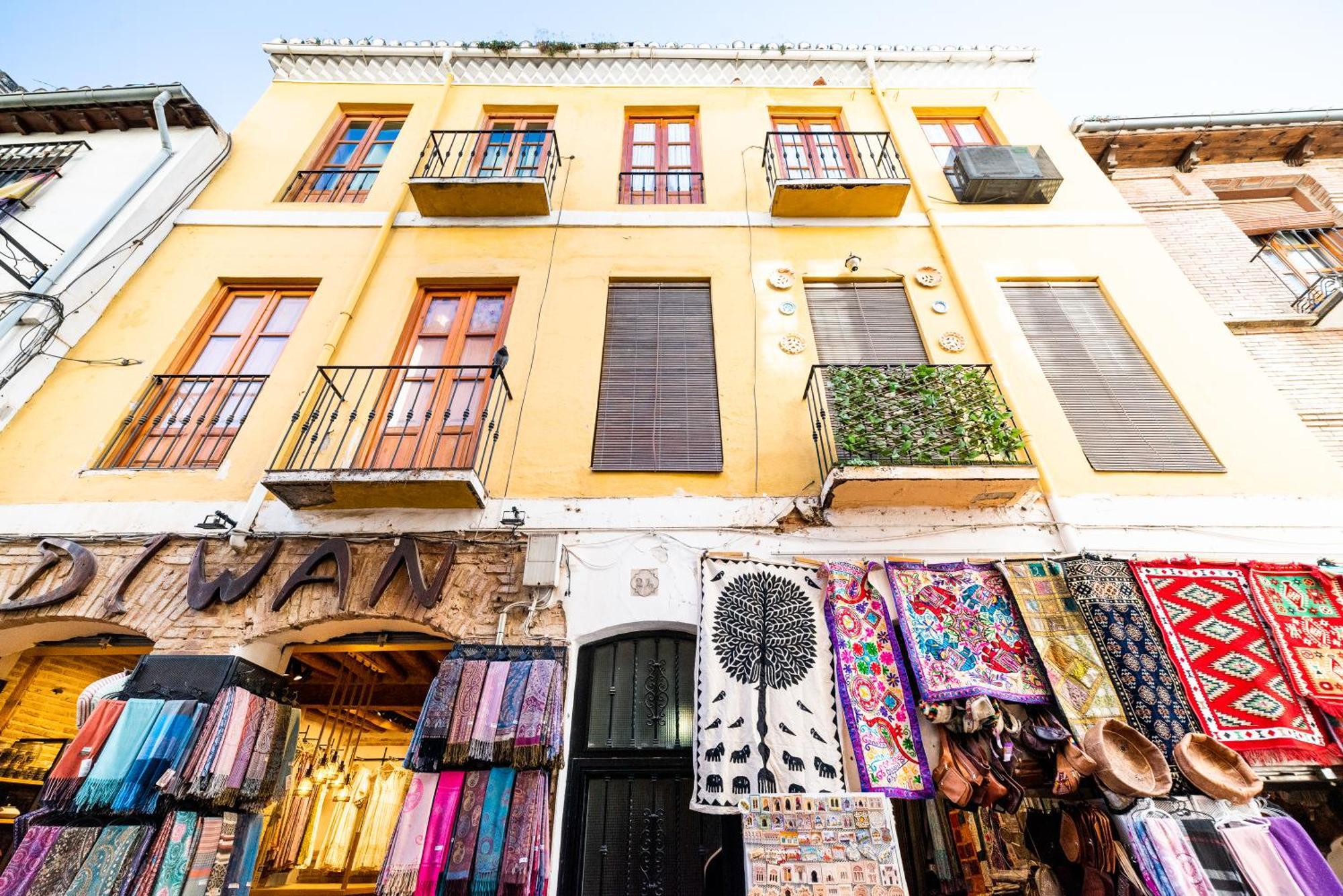 Apartamento Las Mil Y Una Noches غرناطة المظهر الخارجي الصورة